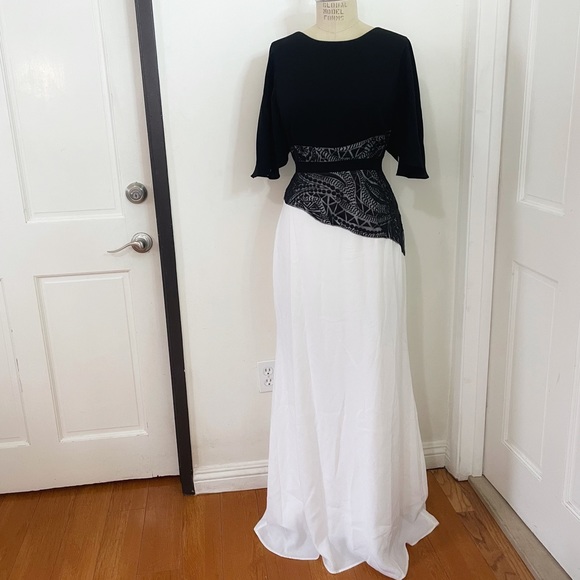 BCBGMaxAzria Black and White Dress - Picture 8 of 11